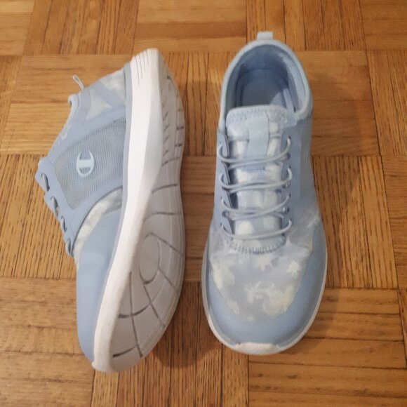 Running Shoes - Size 7.5 - Picture 3 of 3